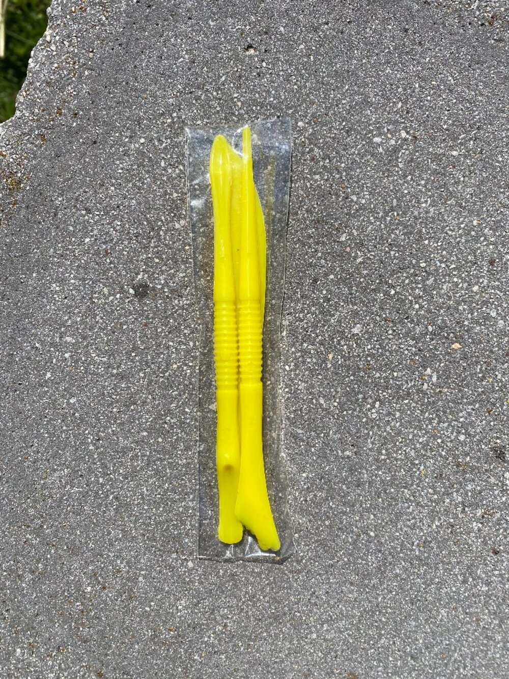 Yellow PlayDoh Sculpting Utensils-NEW! Unopened!